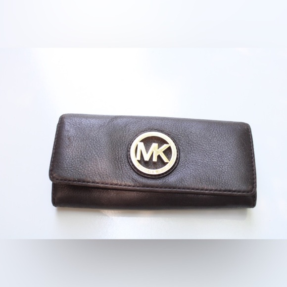 Michael Kors Fulton wallet - Picture 6 of 13